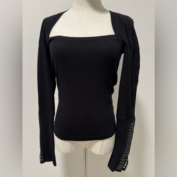 Free People Tops - Free People - Woman’s Black top with detail on sleeves
(Listing #43)